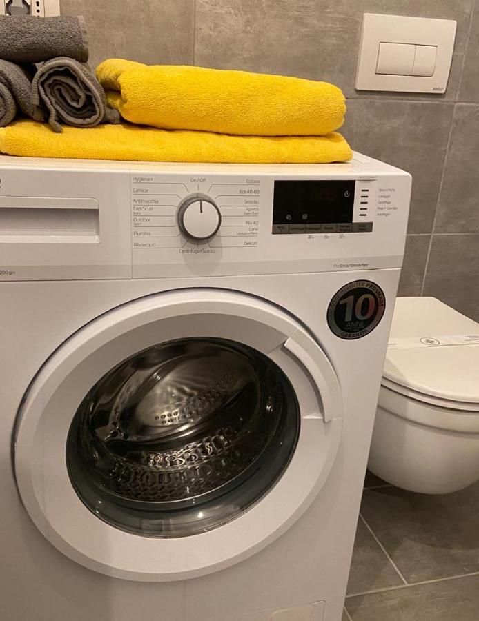 Sleepwell In Valganna Apartment Екстериор снимка